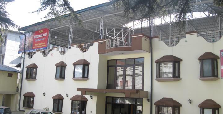 Treebo Trend Mussoorie Club Hotel Dehradun Exterior photo